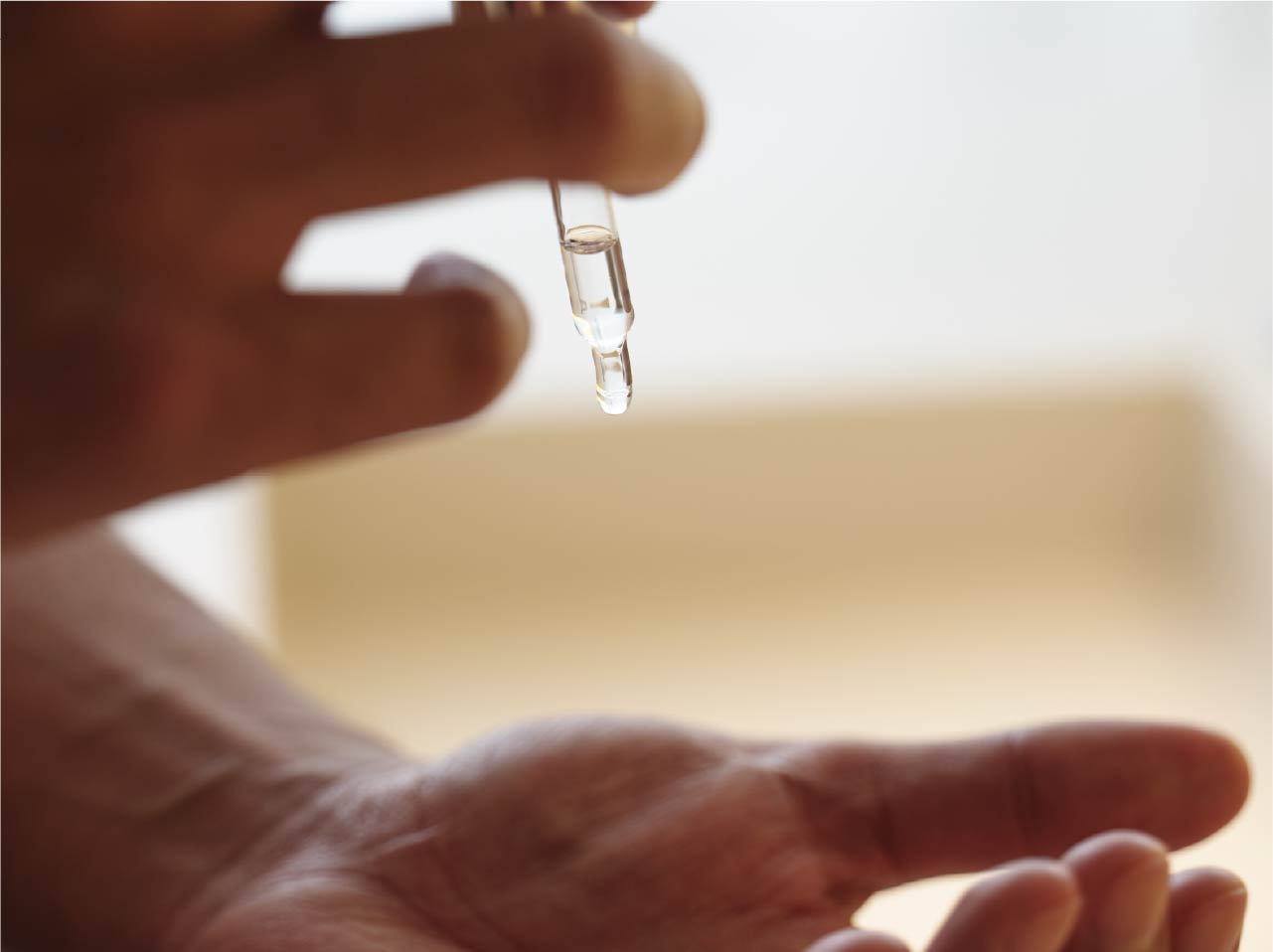 教えてレナさん バレない男性のかんたん身だしなみメイク モデル 30代 会社員 メンズコスメ Lionel リオネル